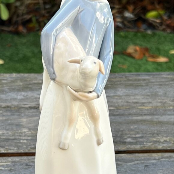Vintage LLADRO Porcelain Figurine #4584 Girl With Lamb 10.5" Spain Sheep - Picture 4 of 9